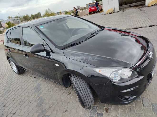 Hyundai i30 2009, 177,000 km - 1.4 л - Gəncə