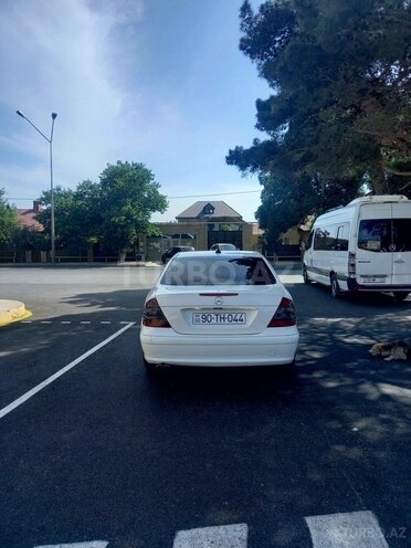 Mercedes E 220 2006, 425,000 km - 2.2 l - Bakı
