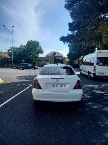 Mercedes E 220 2006, 425,000 km - 2.2 l - Bakı