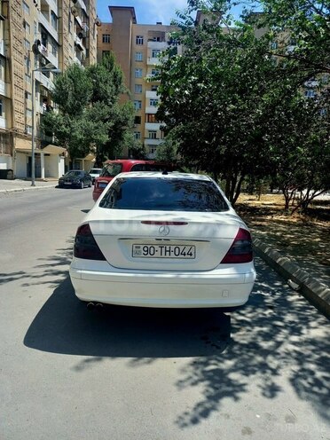 Mercedes E 220 2006, 425,000 km - 2.2 l - Bakı