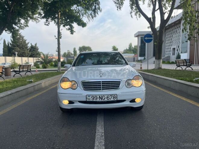 Mercedes C 240 2001, 193,000 km - 2.6 l - Bakı