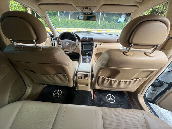 Mercedes C 240 2001, 193,000 km - 2.6 l - Bakı
