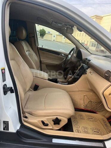 Mercedes C 240 2001, 193,000 km - 2.6 l - Bakı