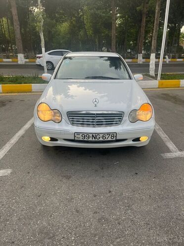 Mercedes C 240 2001, 193,000 km - 2.6 l - Bakı