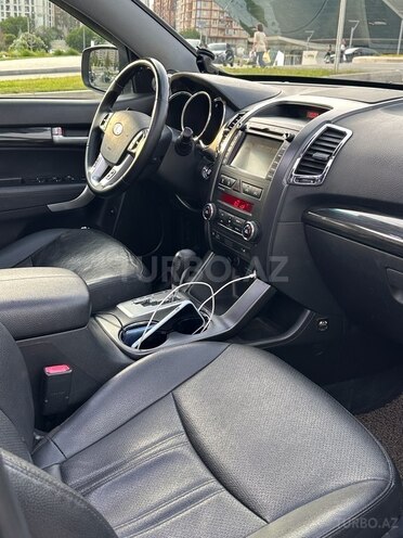 Kia Sorento 2010, 186,500 km - 2.0 l - Bakı
