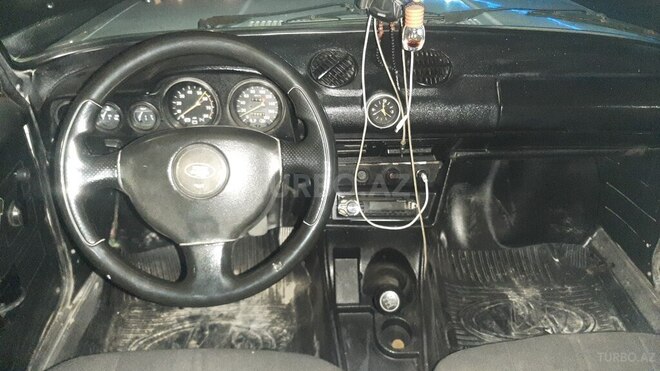 LADA (VAZ) 21011 1979, 258,000 km - 1.3 l - Salyan