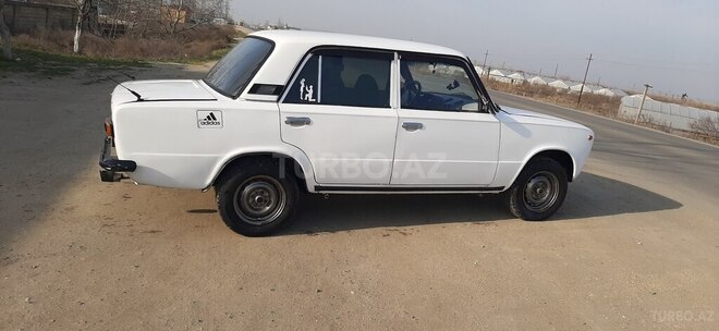 LADA (VAZ) 21011 1979, 258,000 km - 1.3 l - Salyan