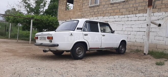 LADA (VAZ) 21011 1979, 258,000 km - 1.3 l - Salyan