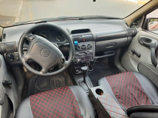 Opel Corsa 1996, 350,000 km - 1.4 l - Bakı