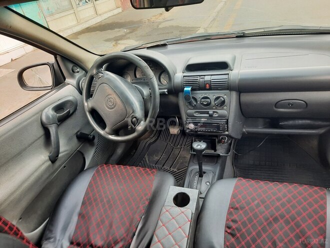 Opel Corsa 1996, 350,000 km - 1.4 l - Bakı