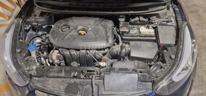 Hyundai Elantra 2014, 180,000 km - 1.8 л - Bakı