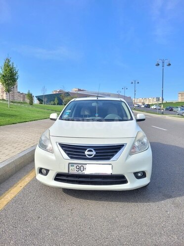 Nissan Sunny 2014, 211,000 km - 1.5 l - Bakı
