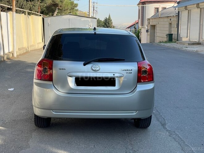Toyota Corolla 2005, 261,000 km - 1.4 l - Bakı