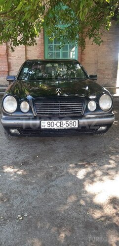 Mercedes E 280 1998, 450,000 km - 2.8 l - Quba