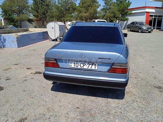 Mercedes E 200 1987, 213,255 km - 2.0 l - Hacıqabul