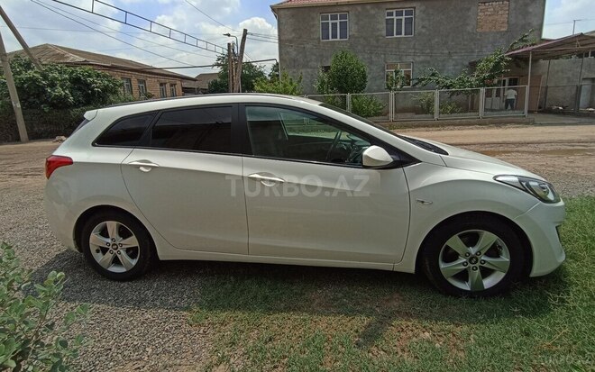 Hyundai i30 2013, 147,000 km - 1.6 l - Gəncə