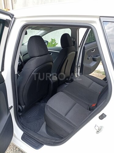 Hyundai i30 2013, 147,000 km - 1.6 l - Gəncə
