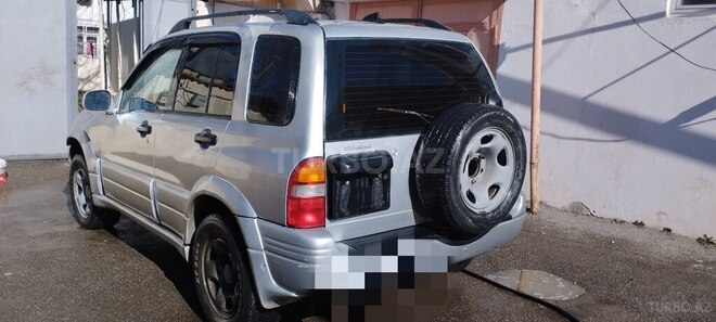 Suzuki Grand Vitara 1998, 227,000 km - 2.5 l - Quba