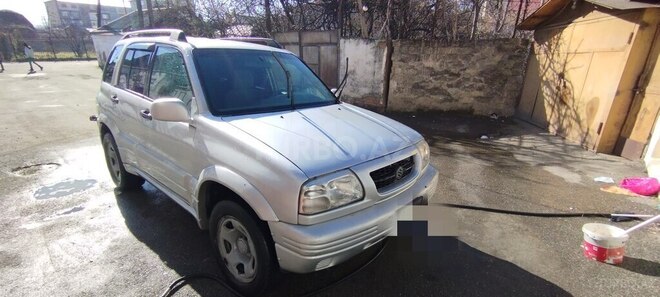 Suzuki Grand Vitara 1998, 227,000 km - 2.5 l - Quba