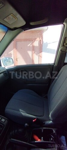 Suzuki Grand Vitara 1998, 227,000 km - 2.5 l - Quba
