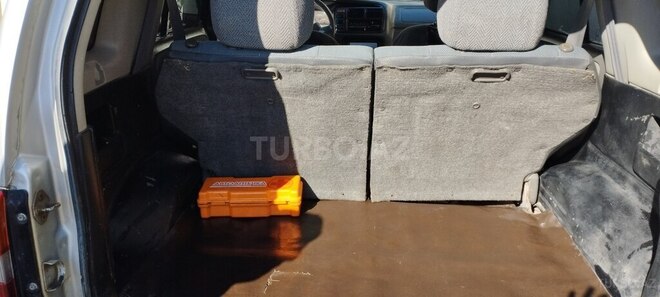 Suzuki Grand Vitara 1998, 227,000 km - 2.5 l - Quba