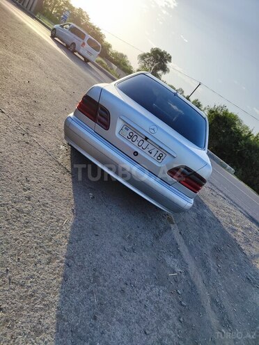 Mercedes E 280 1997, 480,000 km - 2.8 l - Bakı