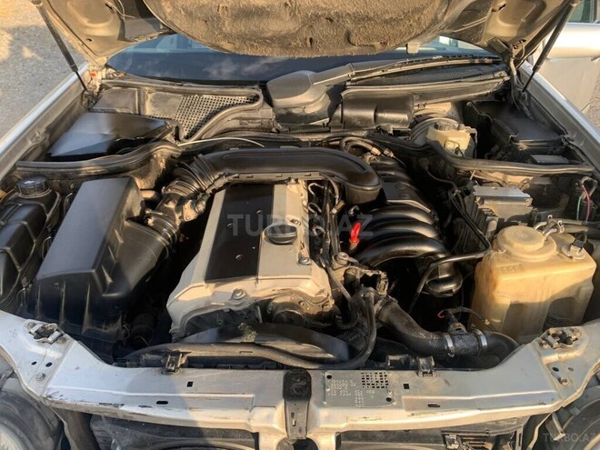 Mercedes E 280 1997, 480,000 km - 2.8 l - Bakı