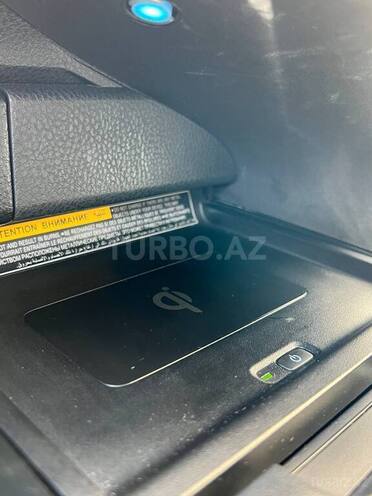 Toyota Camry 2020, 60,300 km - 2.5 l - Bakı