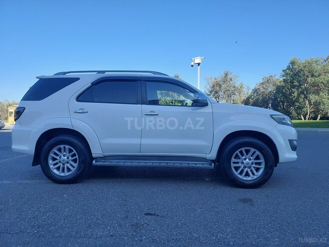 Toyota Fortuner 2011, 225,000 km - 2.7 l - Bakı