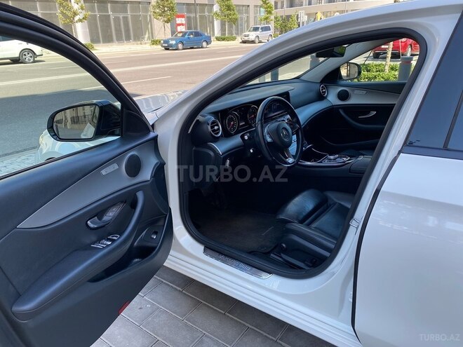 Mercedes E 200 2017, 328,000 km - 2.0 л - Bakı