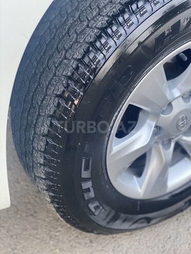 Toyota Prado 2011, 248,000 km - 2.7 l - Bakı