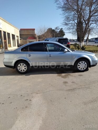 Volkswagen Passat 2002, 350,000 km - 2.0 l - Bakı