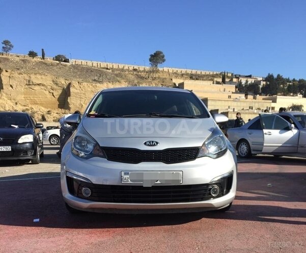 Kia Rio 2015, 84,000 km - 1.6 l - Bakı