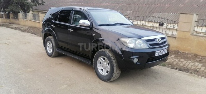 Toyota Fortuner 2006, 315,256 km - 2.7 л - Yardımlı