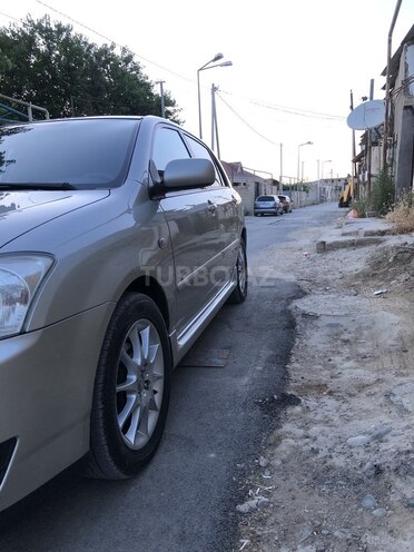 Toyota Corolla 2006, 165,118 km - 1.4 л - Bakı