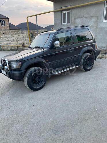 Mitsubishi Pajero 1992, 422,456 km - 2.5 l - Bakı