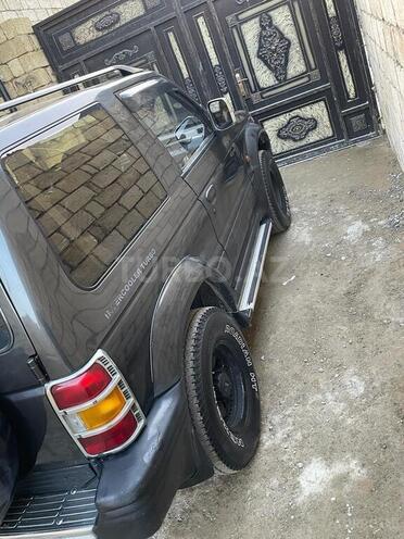 Mitsubishi Pajero 1992, 422,456 km - 2.5 l - Bakı