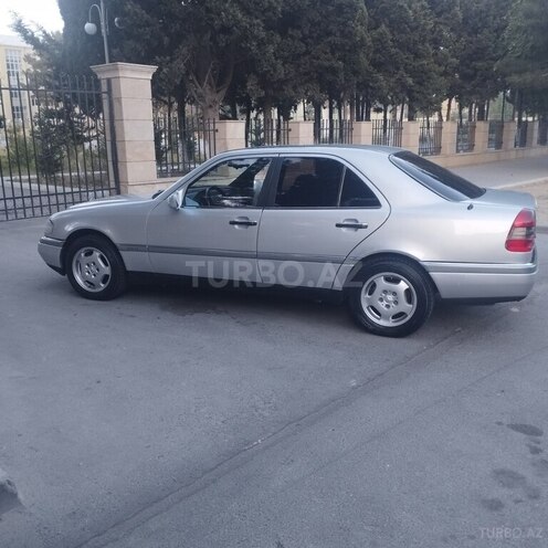 Mercedes C 220 1995, 394,800 km - 2.2 л - Xırdalan