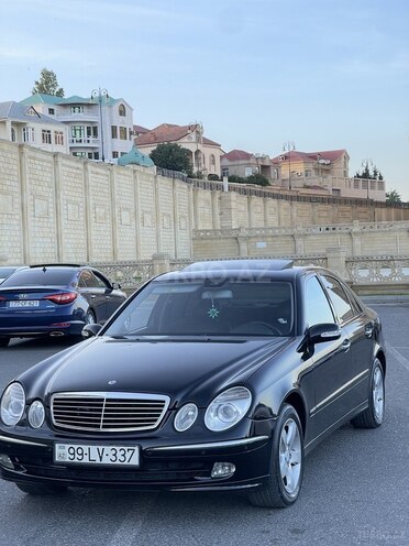 Mercedes E 270 2004, 368,000 km - 2.7 l - Bakı