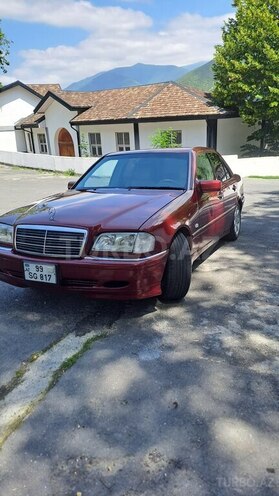 Mercedes C 220 1995, 215,500 km - 2.2 л - Şəki
