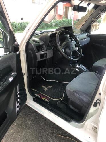 Mitsubishi Pajero io 2000, 265,000 km - 2.0 l - Bakı