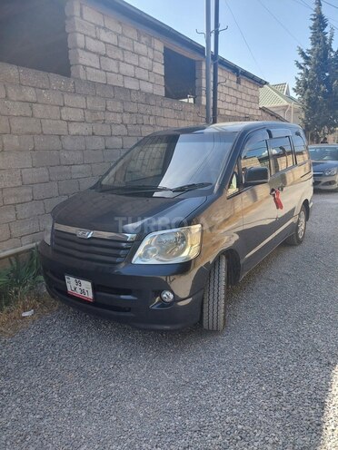 Toyota Noah 2003, 352,484 km - 2.0 л - Bakı