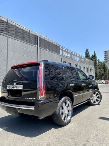 Cadillac Escalade 2009, 104,000 km - 6.2 л - Bakı