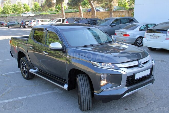 Mitsubishi L200 2020, 84,642 km - 2.4 l - Bakı