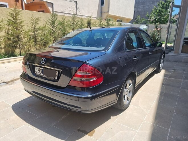Mercedes E 240 2004, 389,000 km - 2.6 l - Bakı