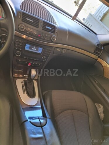 Mercedes E 240 2004, 389,000 km - 2.6 l - Bakı