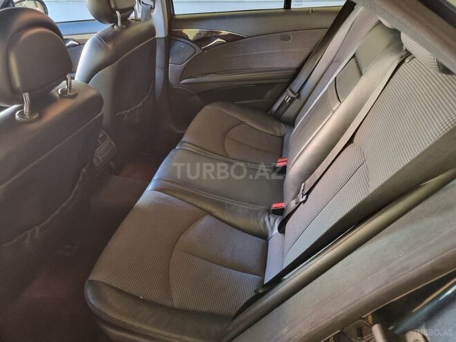 Mercedes E 240 2004, 389,000 km - 2.6 l - Bakı