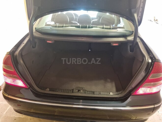 Mercedes E 240 2004, 389,000 km - 2.6 l - Bakı