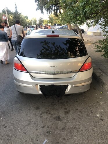 Opel Astra 2006, 180,000 km - 1.4 l - Bakı