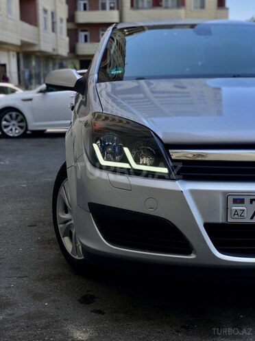 Opel Astra 2006, 180,000 km - 1.4 l - Bakı